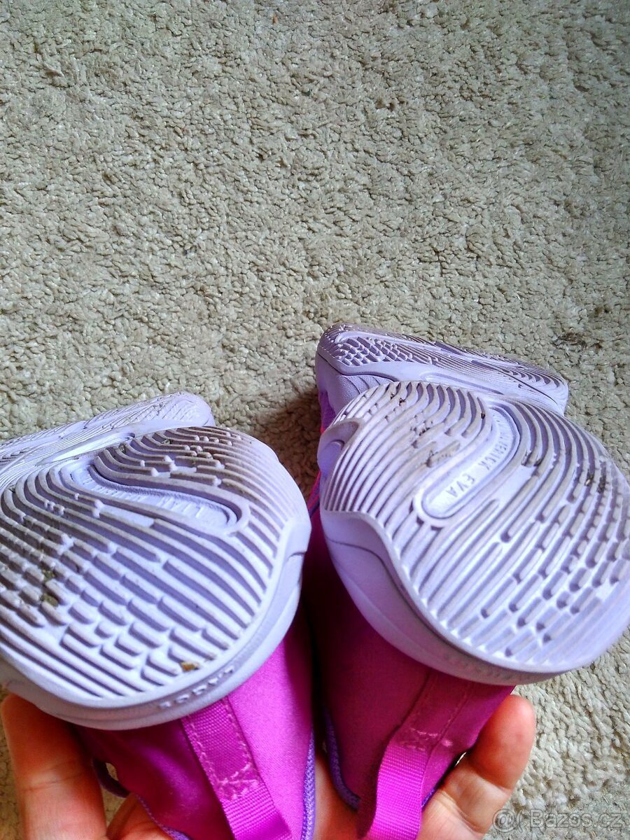 vel.35, Nike Giannis Immortality 4, boty, kecky - 5