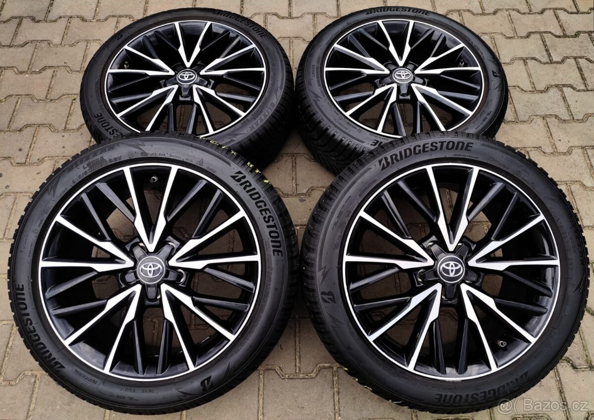 Alu kola originál Toyota Yaris Cross 5x114,3 R18 - 5