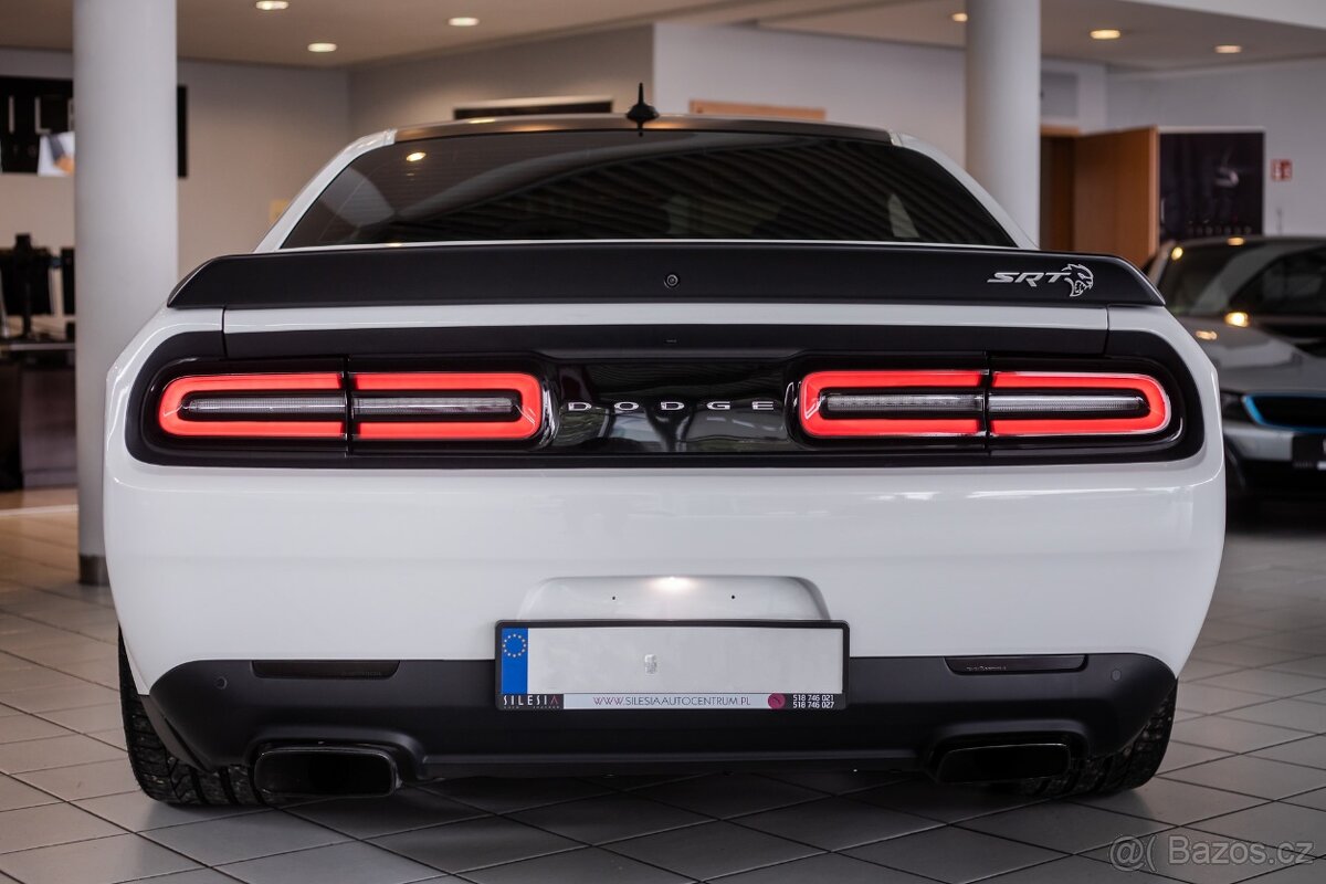 Dodge Challenger Hellcat - 5