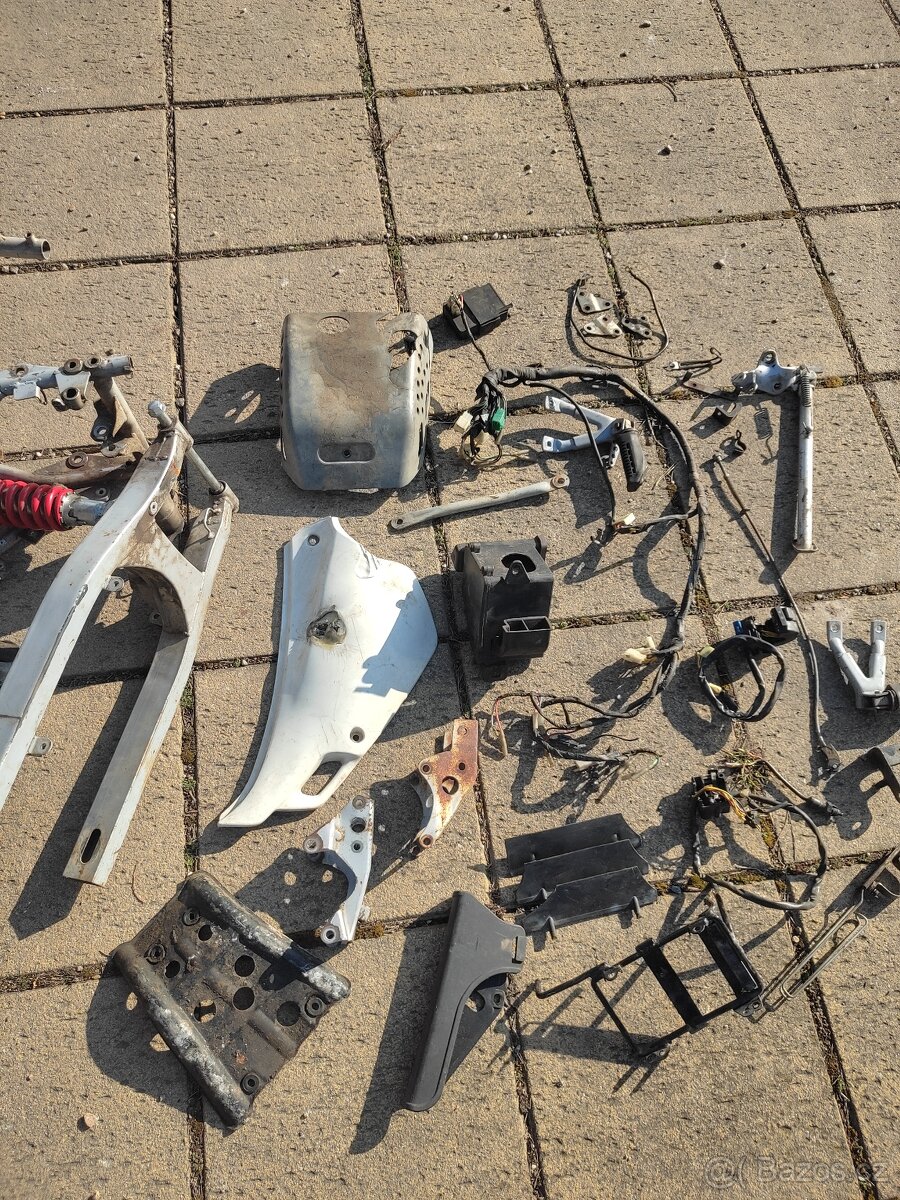 Prodám díly Hyosung RX 125 - 5