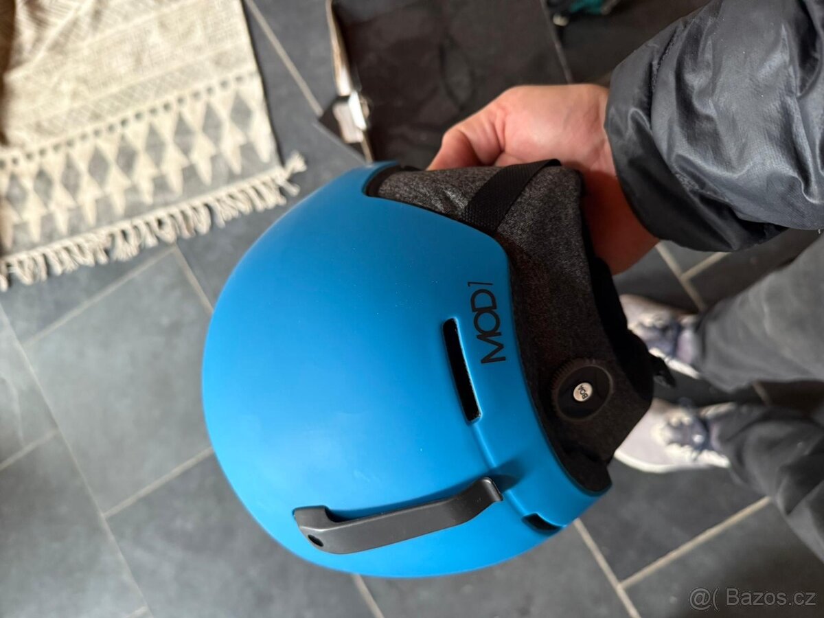 Nová lyžařská snowboardová helma Oakley MOD1 - 5