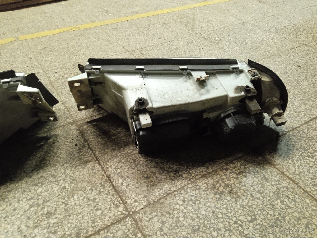 Přední světla Octavia 1 facelift. - 5