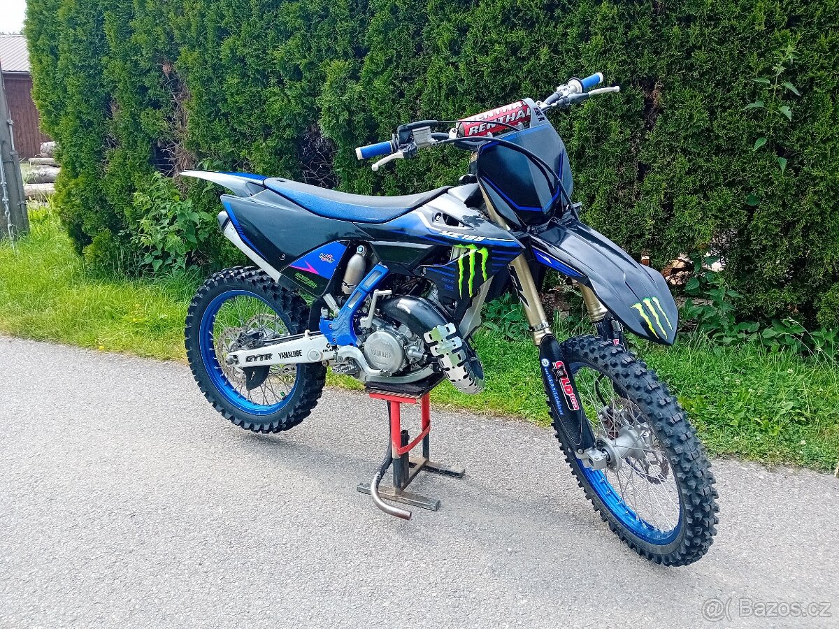 Yamaha YZ 125