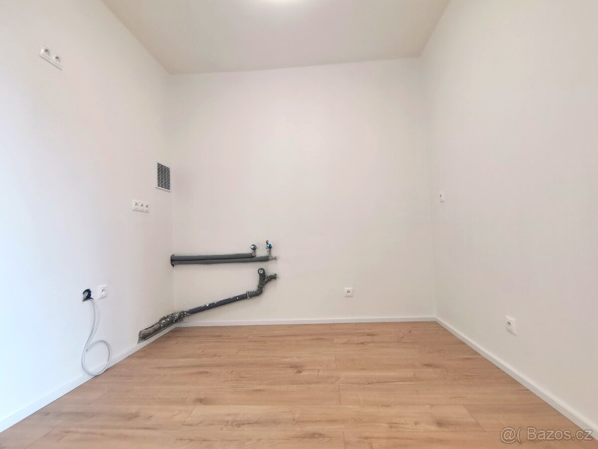 Prodej bytu 3+1, 72 m2, v ulici Poznaňská, Praha 8, Bohnice - 5