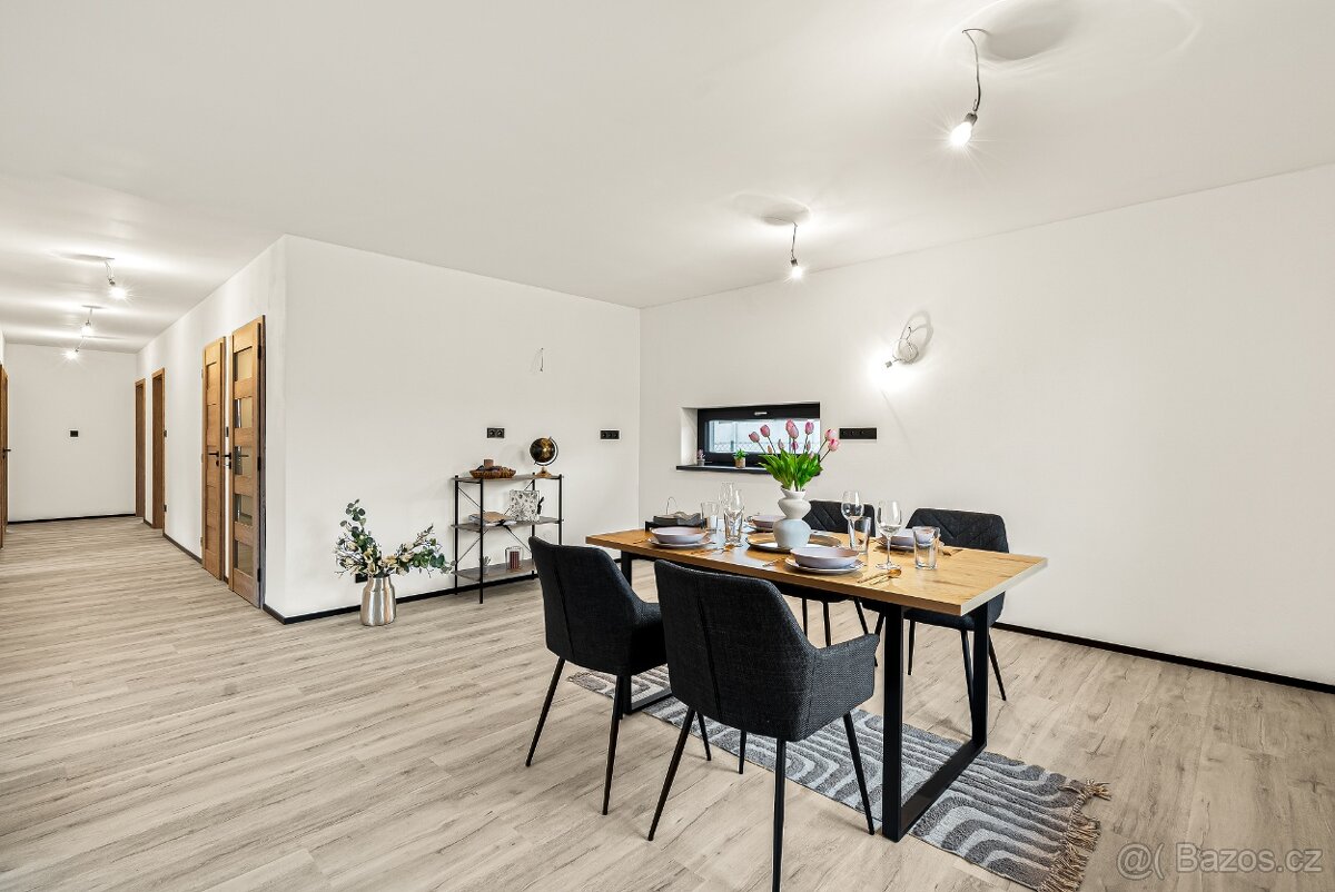 Prodej rodinného domu 147 m², pozemek 612 m² Bobnice - 5