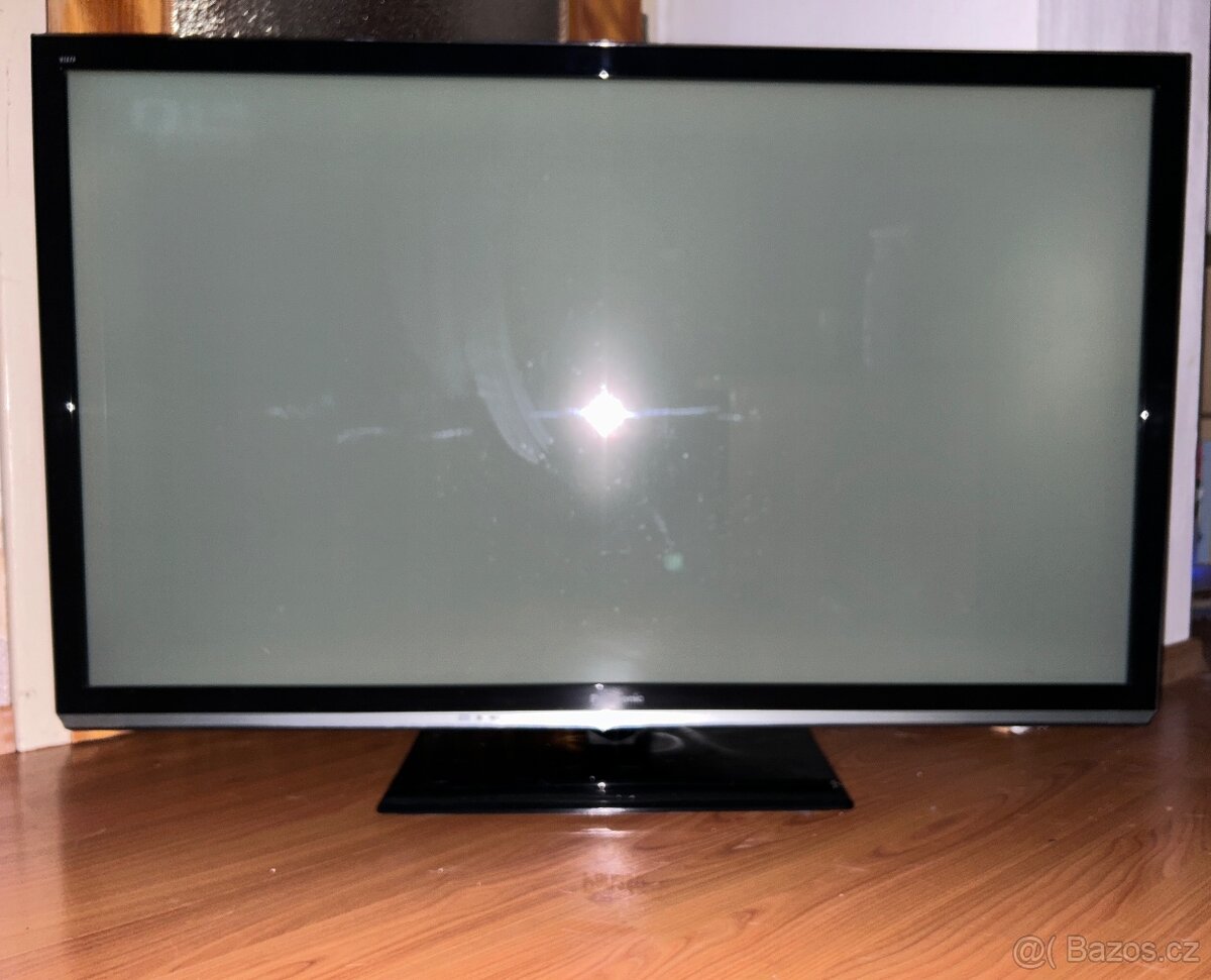 Panasonic Viera 3D TX-P50UT50E - 5