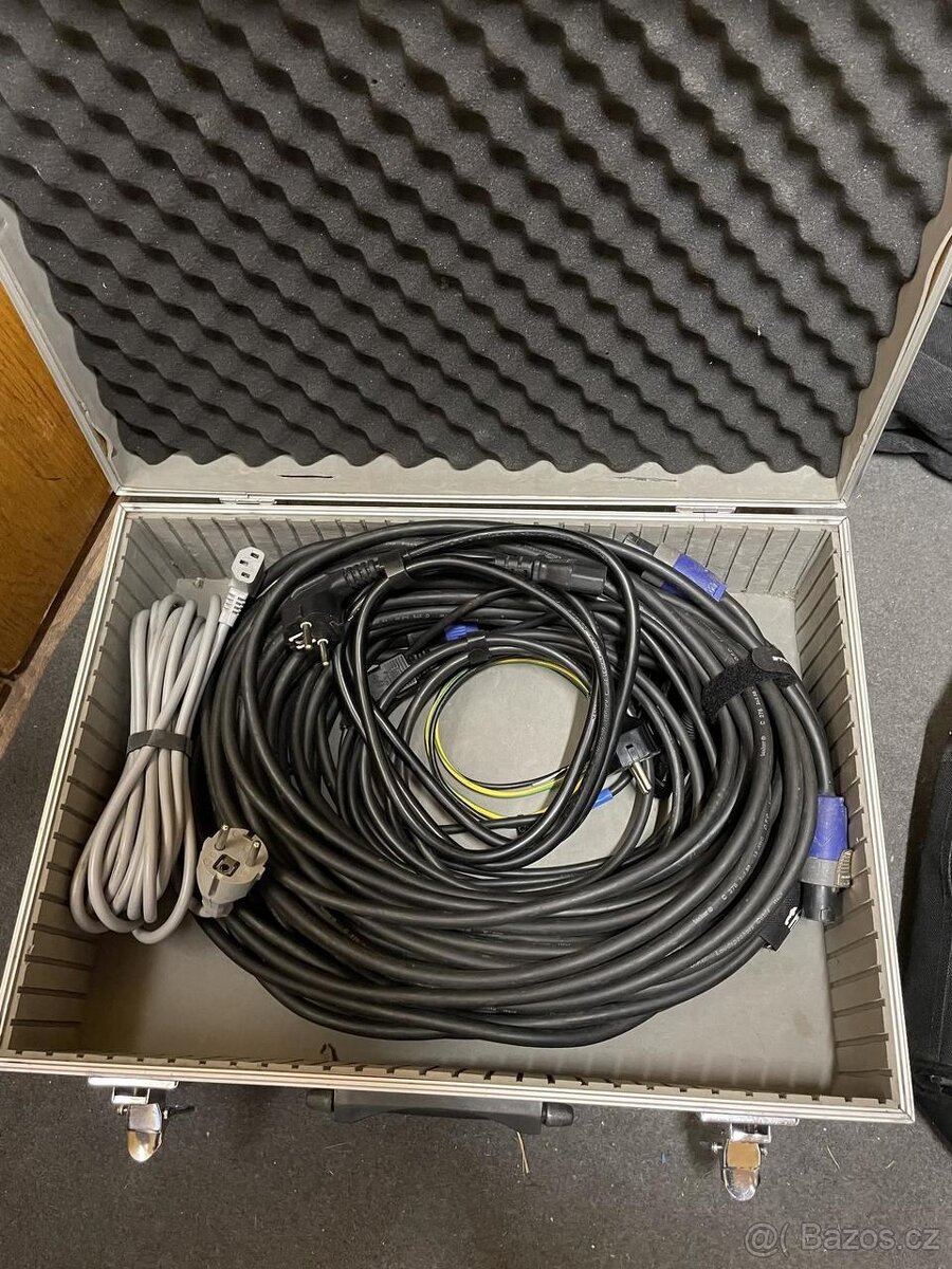 Sestava dvou 18" subů + zesilovač - 5