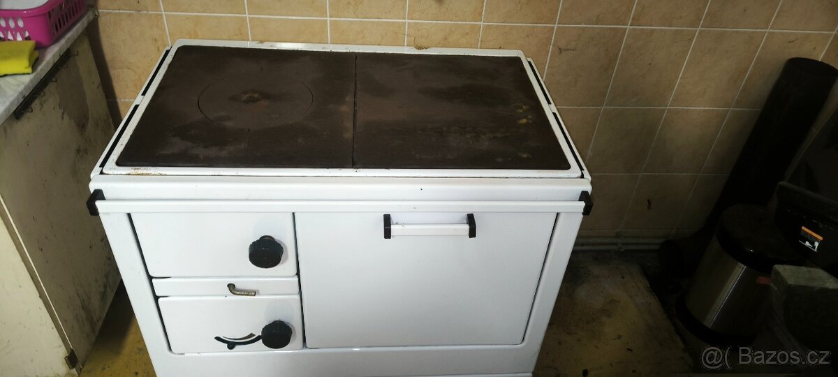 Kamna / kuchyňský sporák - 5