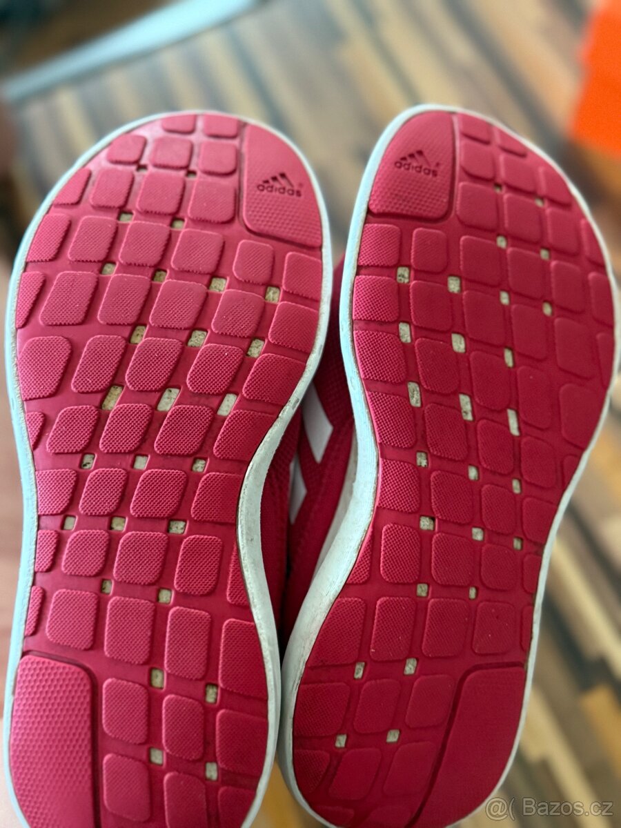 Dívčí Adidas boty vel.36.5 - 5