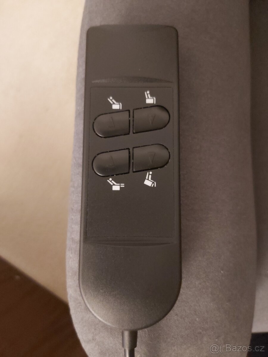 SENIORSKÉ ELEKTRICKÉ KŘESLO - 5