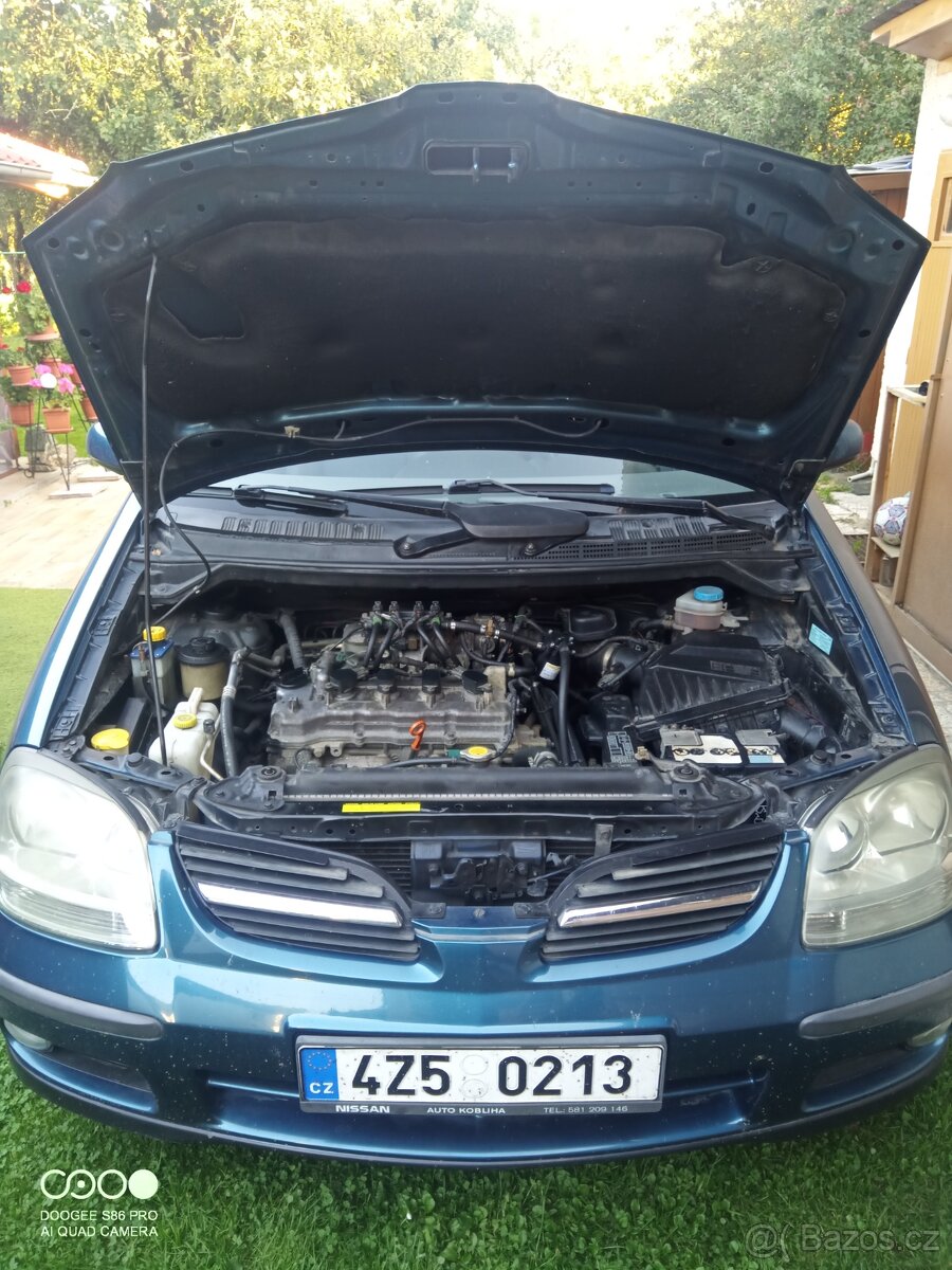 Nissan almera Tino 1,8 - 5