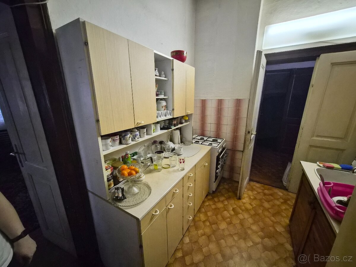 Prodej dvougeneračního domu v Klášterci nad Ohří - 5