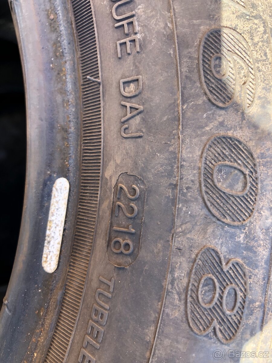 Zimní pneu 185/60/15 - 5