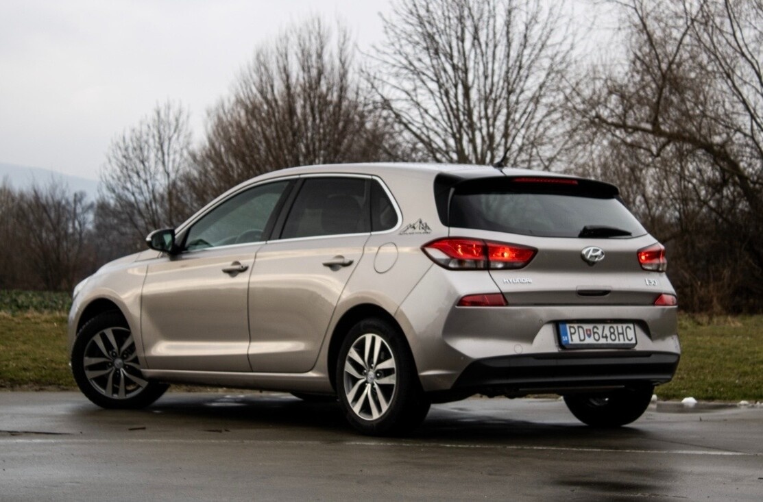 Hyundai i30 1.6 CRDi automat - 5
