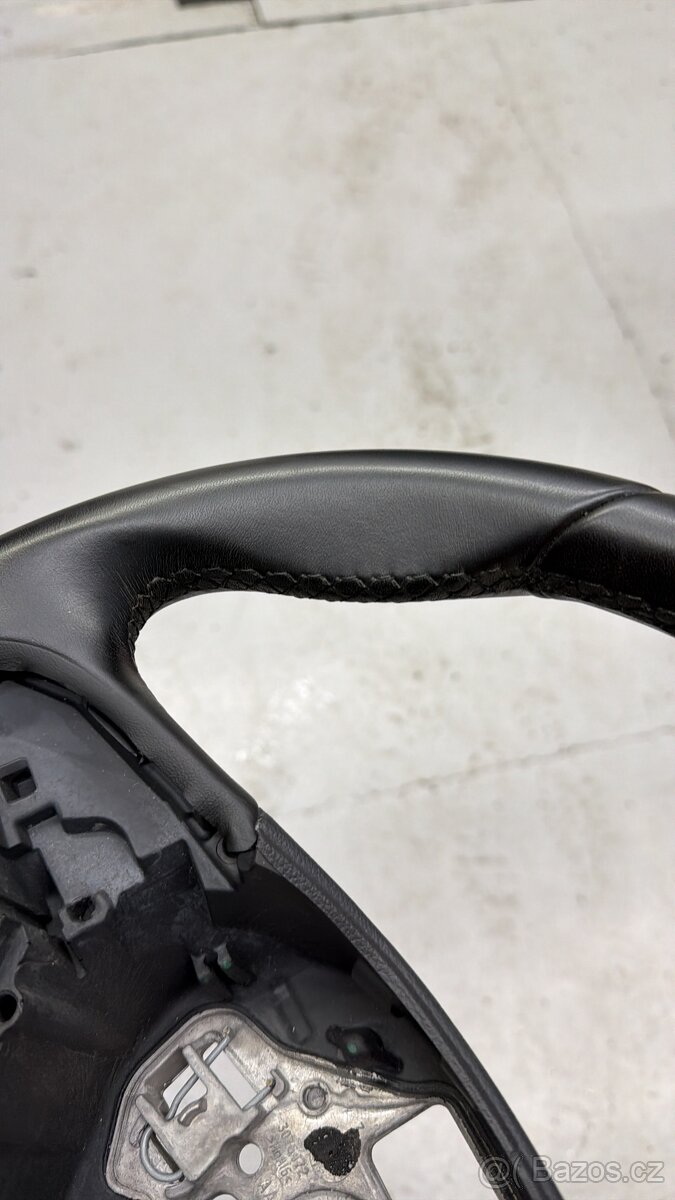 Volant Škoda Octavia 3 Facelift najeto do 5000km - 5