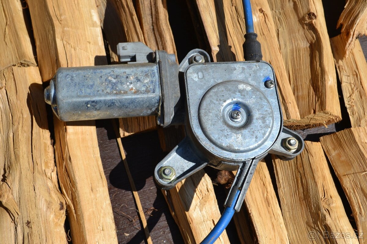 motor a převodovka Peugeot 1.8 i 8 ventil 1 vačka r.v. 99 - 5