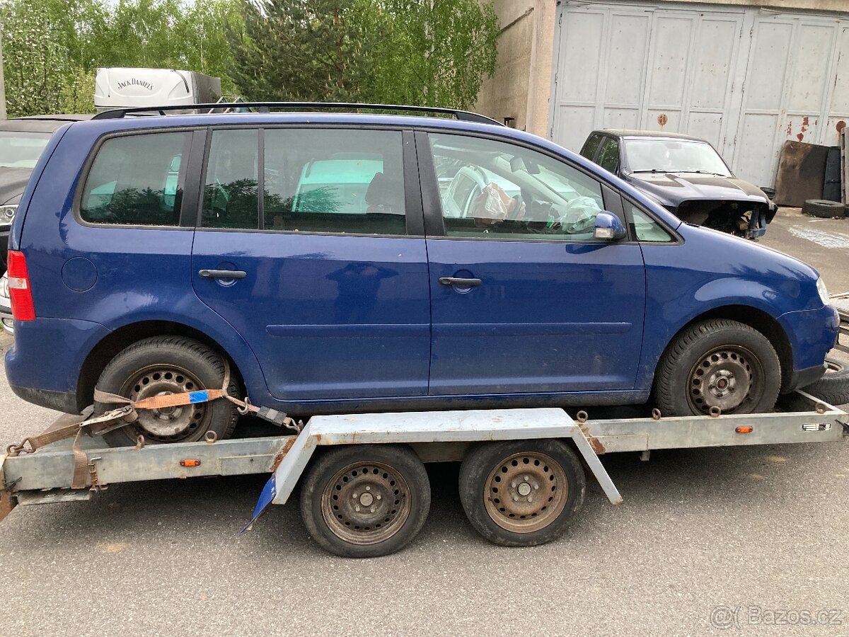 Díly Touran 1,9tdi 77kw - 5