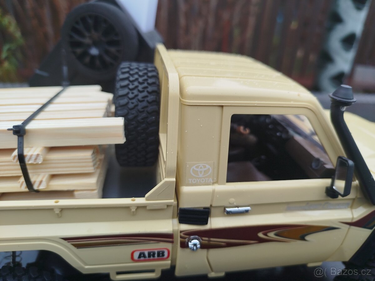 RC model Toyota 1.12 - 5