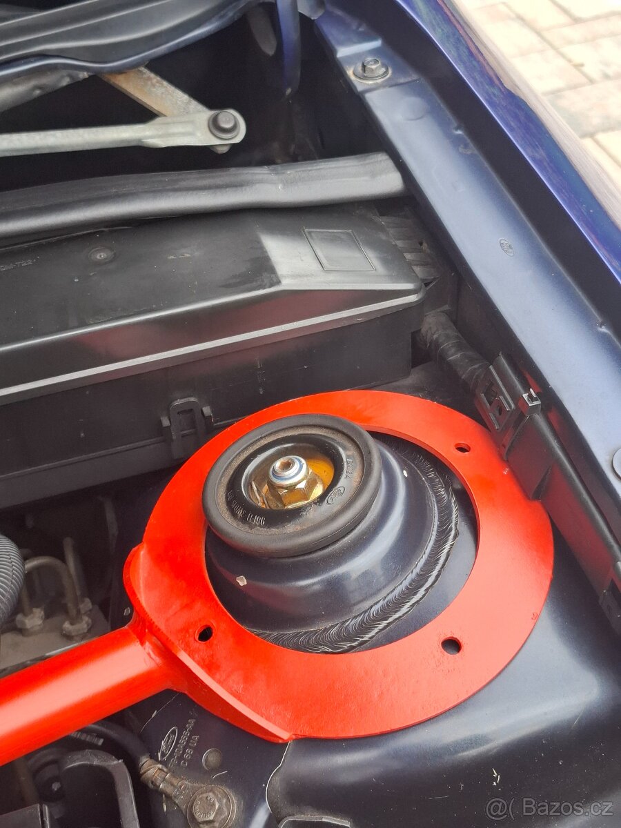 Ford Puma rozpěrná tyč motoru OMP Nově lakována - 5