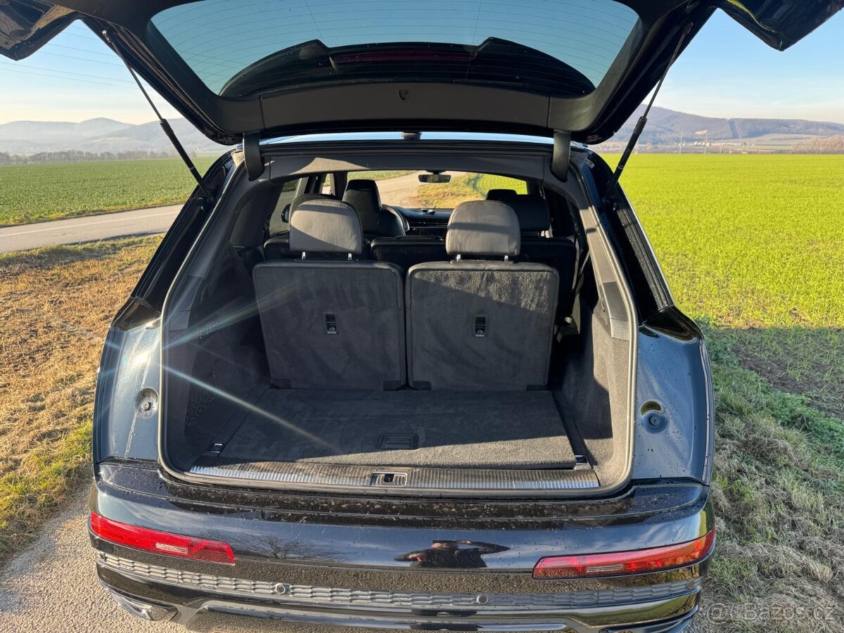 Audi q7 s-line 3.0 l 286 ps rv:2023 - 5
