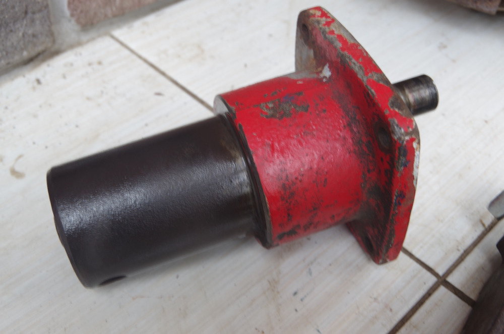 náhon kosy MF70 - 5