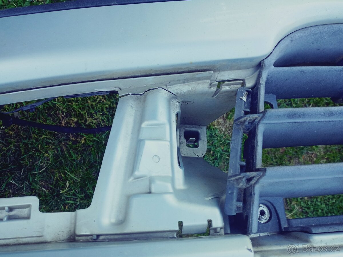 Přední nárazník vw Touran - 5