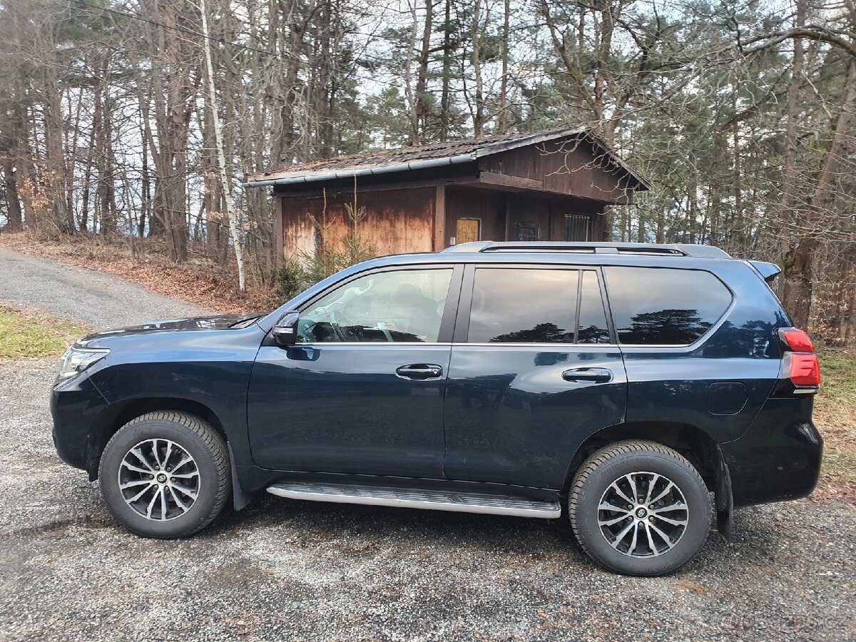 Prodám Toyota Land Cruiser 2,8D-4D,04/2021