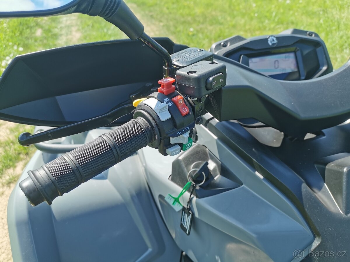 CAN AM OUTLANDER L 570 MAX 2021,najeto pouze 398km
