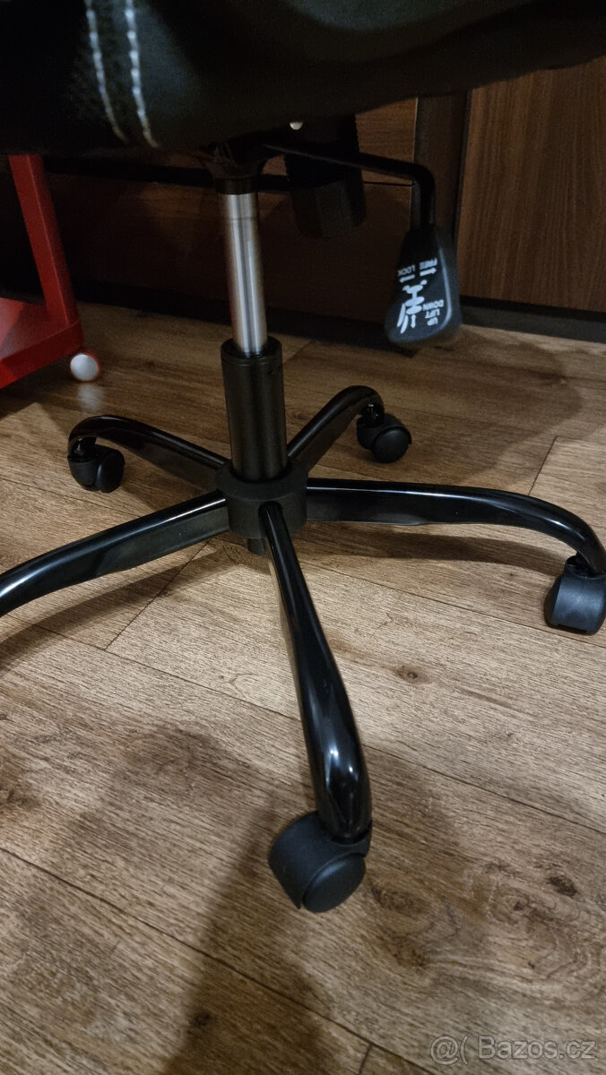 Židle k psacímu stolu do 150kg, kancelářské křeslo, černá - 5