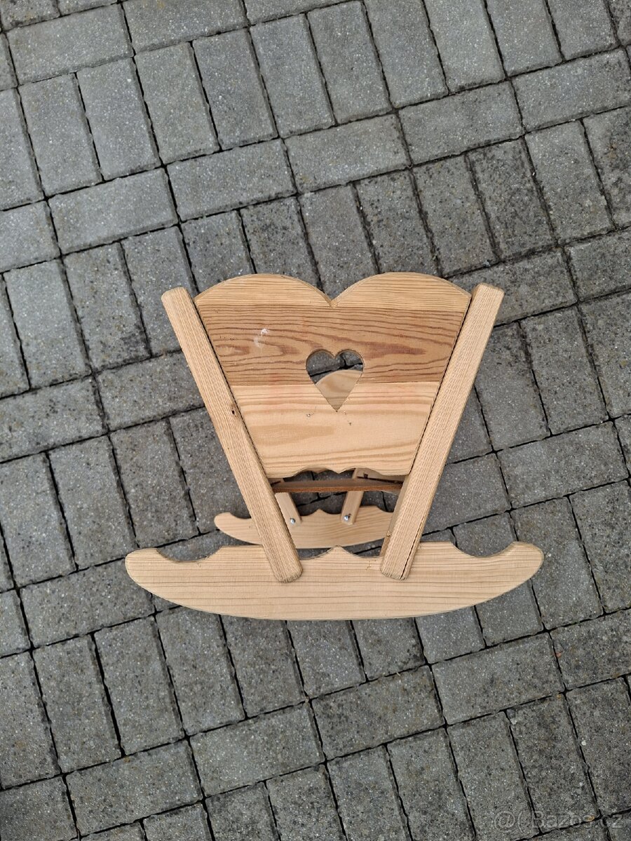Dřevěná dětská postýlka pro panenky. - 5