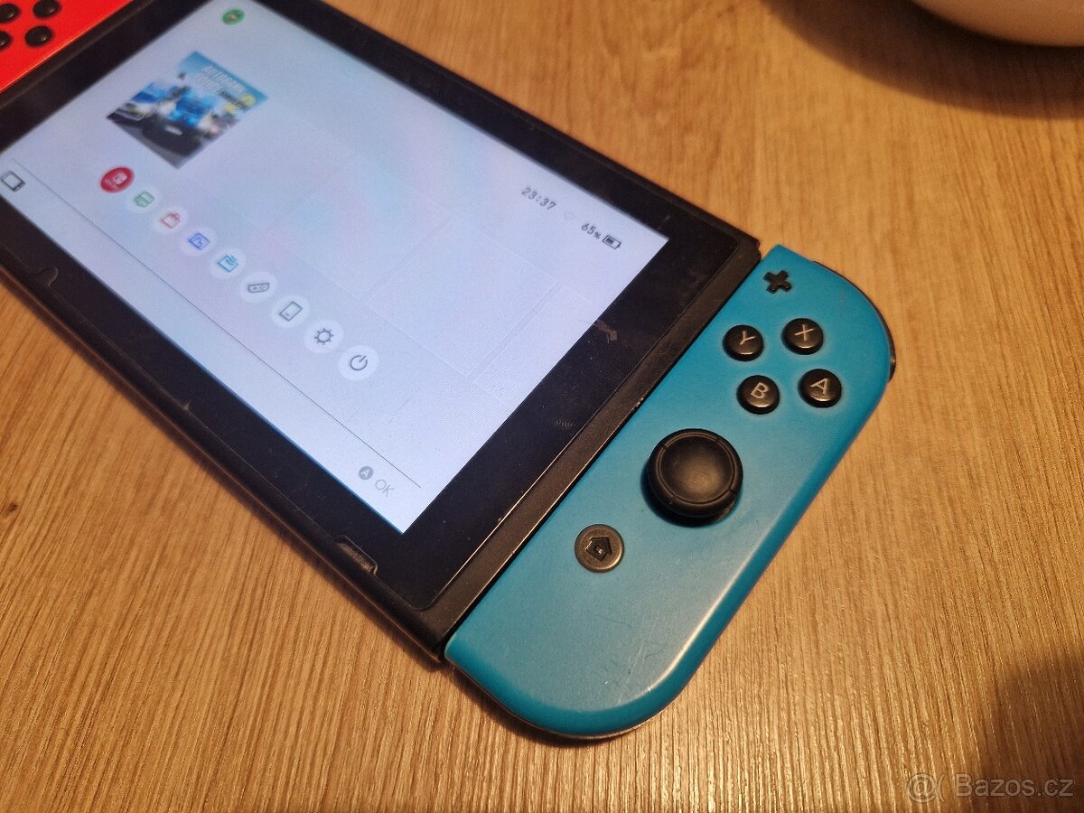 Nintendo Switch V2, plně funkční, stav C - 5