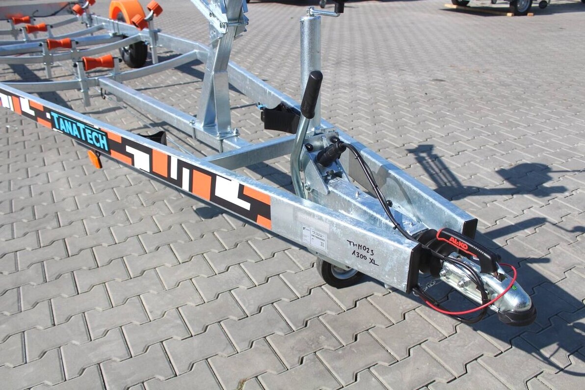 Přívěs na loď BT-1300 XL 1300kg