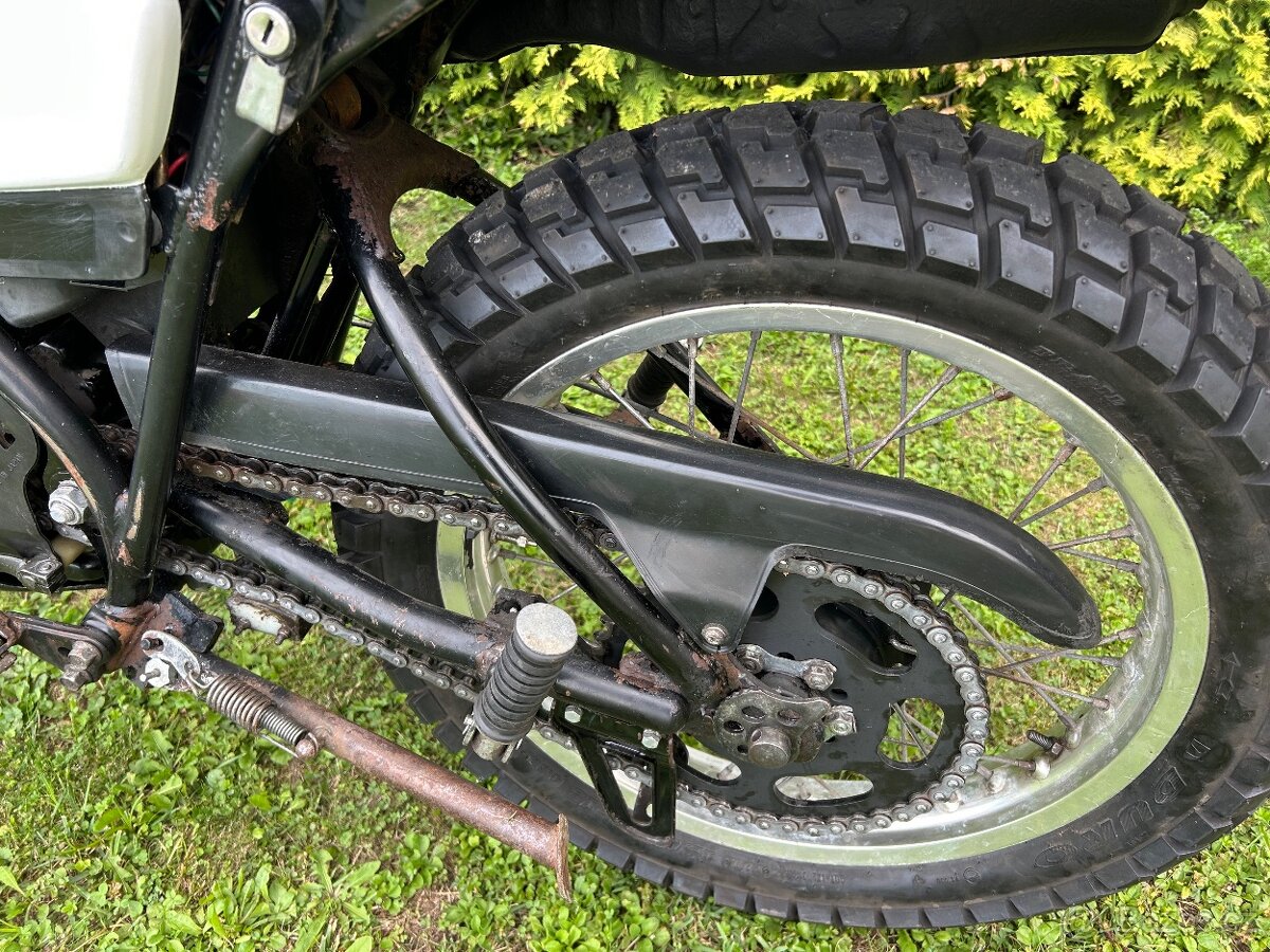 Predám Yamaha XT 250 - 5