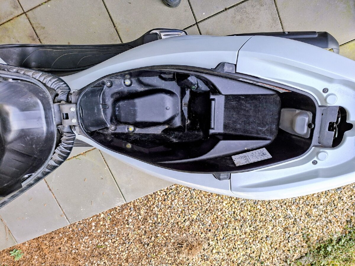 Prodám Honda PCX 125 - 5