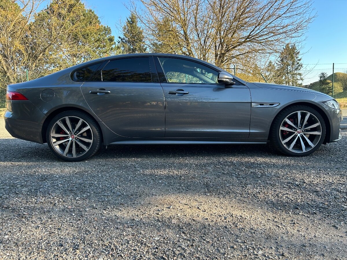 Jaguar XF 30d 221kW - 5