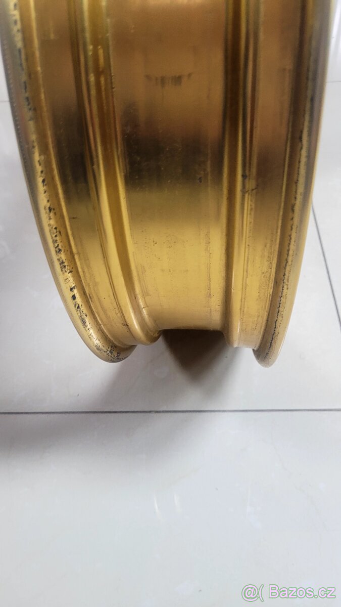 Zadní ráfek na Suzuki V-Strom 1050XT - 5