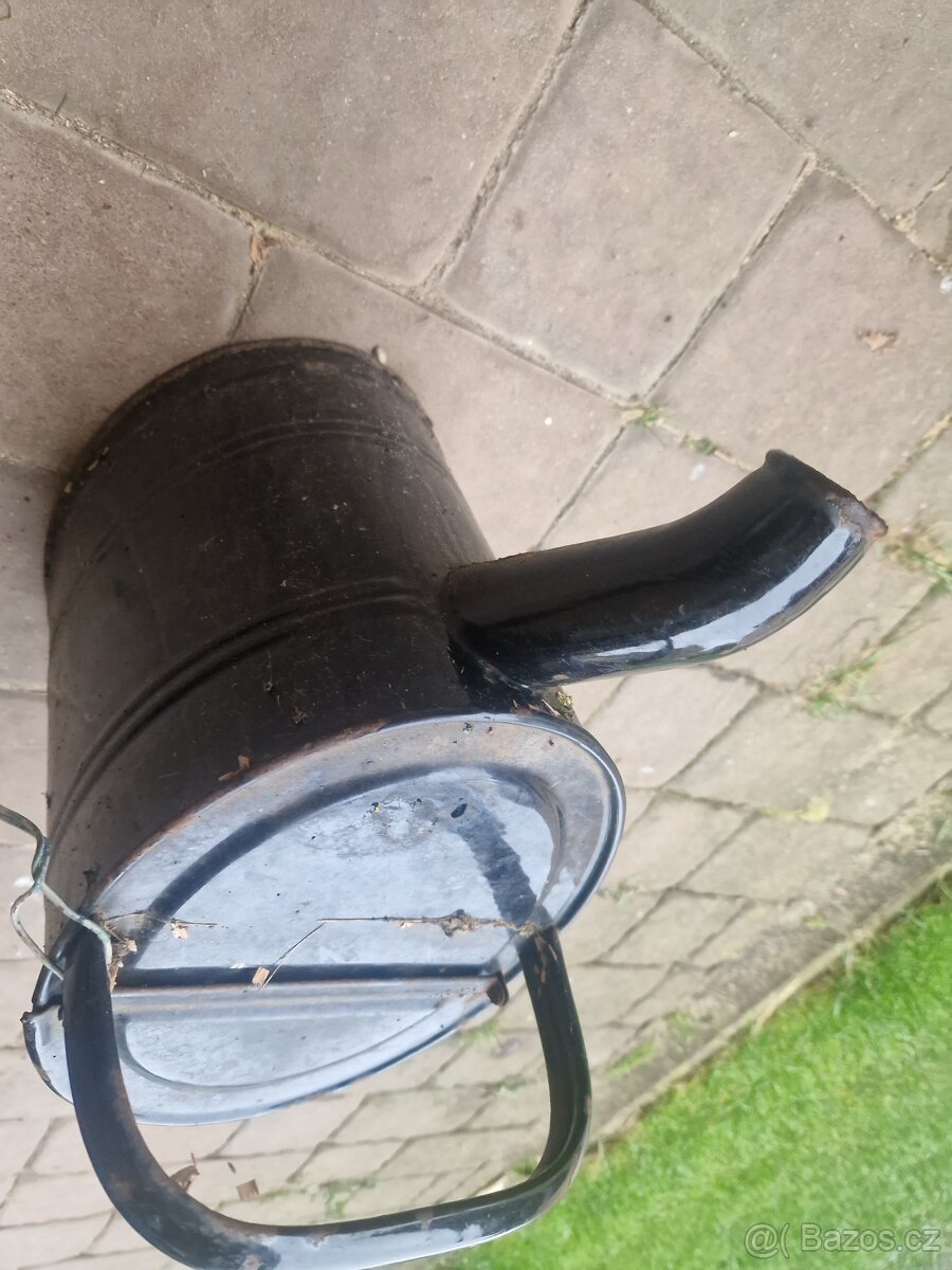 Stará smaltovaná konev - 5