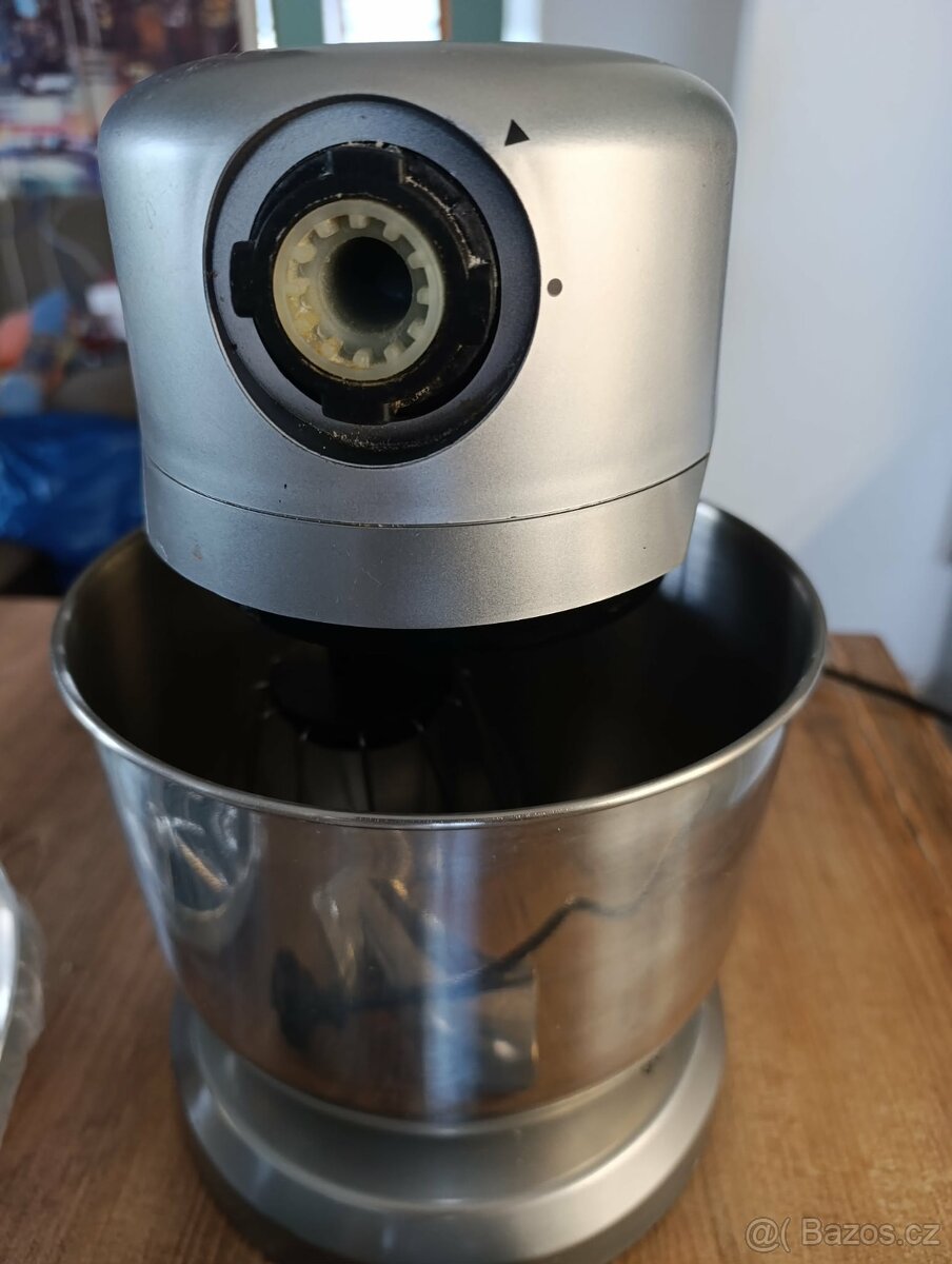 KUCHYŇSKÝ ROBOT - 5