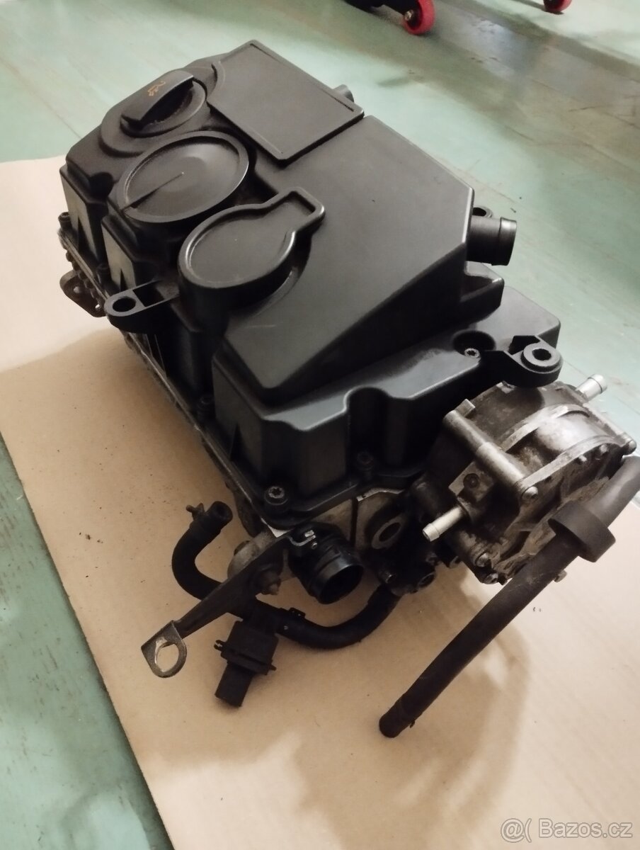 prodam hlavu motoru BMM 103 kw 8v - 5