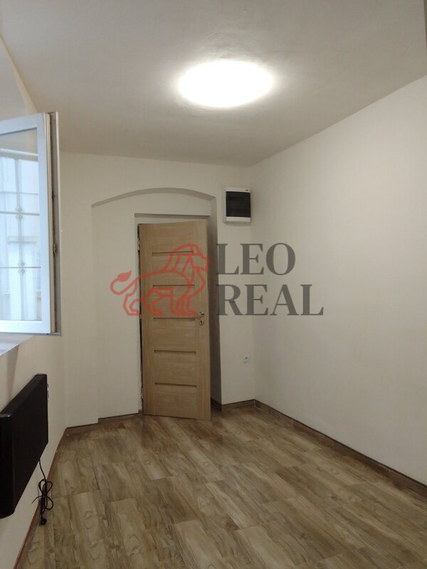 Nejlevnější pronájem + služby bytu v centru Kutné Hory - 5