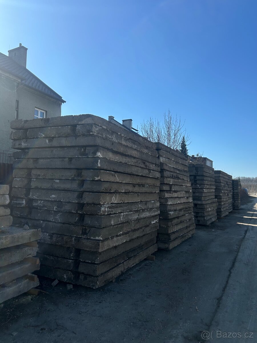 Máme zájem o silniční panely všech rozměrů po celé ČR - 5