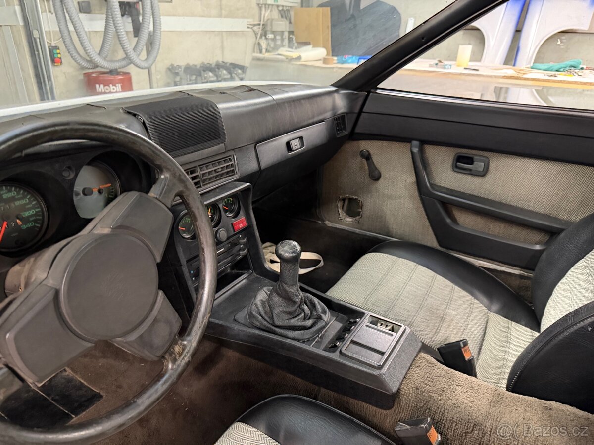 Porsche 924 turbo - 5