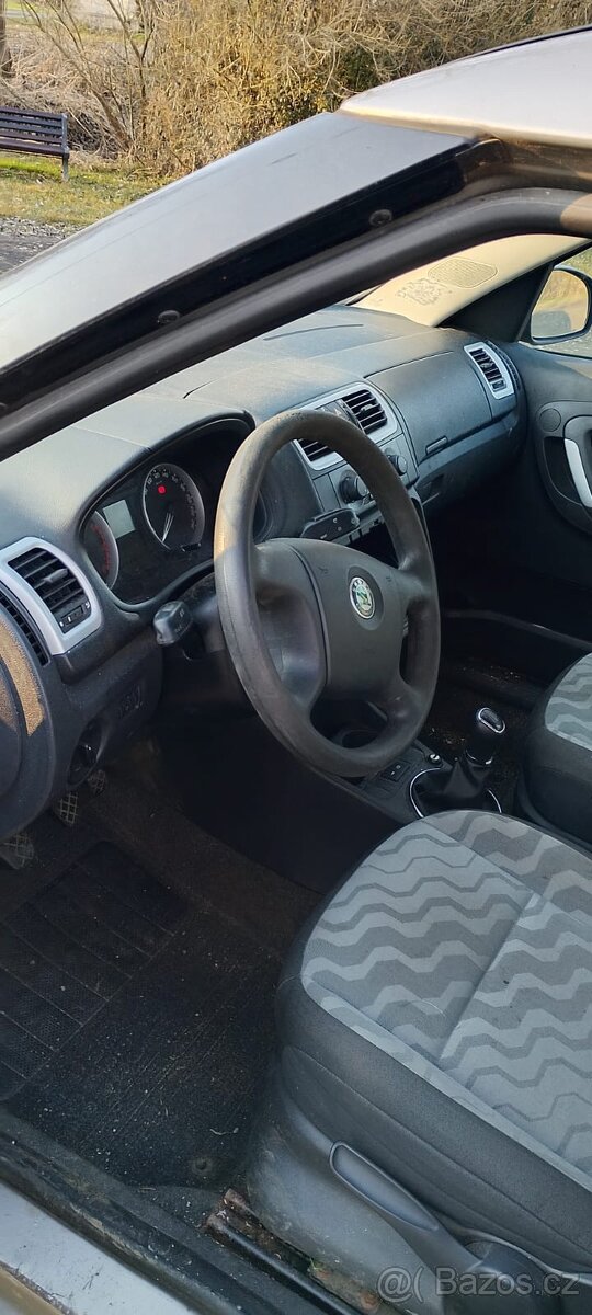 Prodám Škoda Roomster - 5