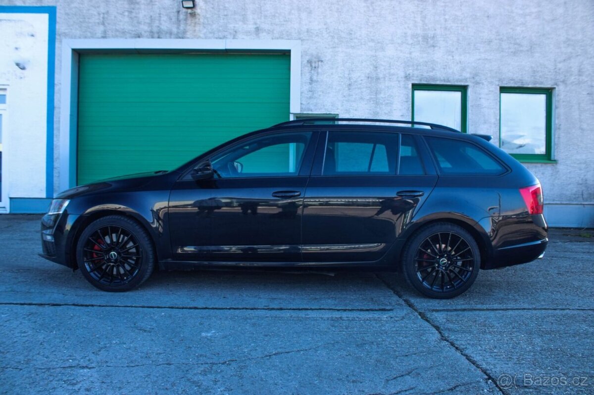 Škoda Octavia Combi 2.0 TDI RS DSG - 5