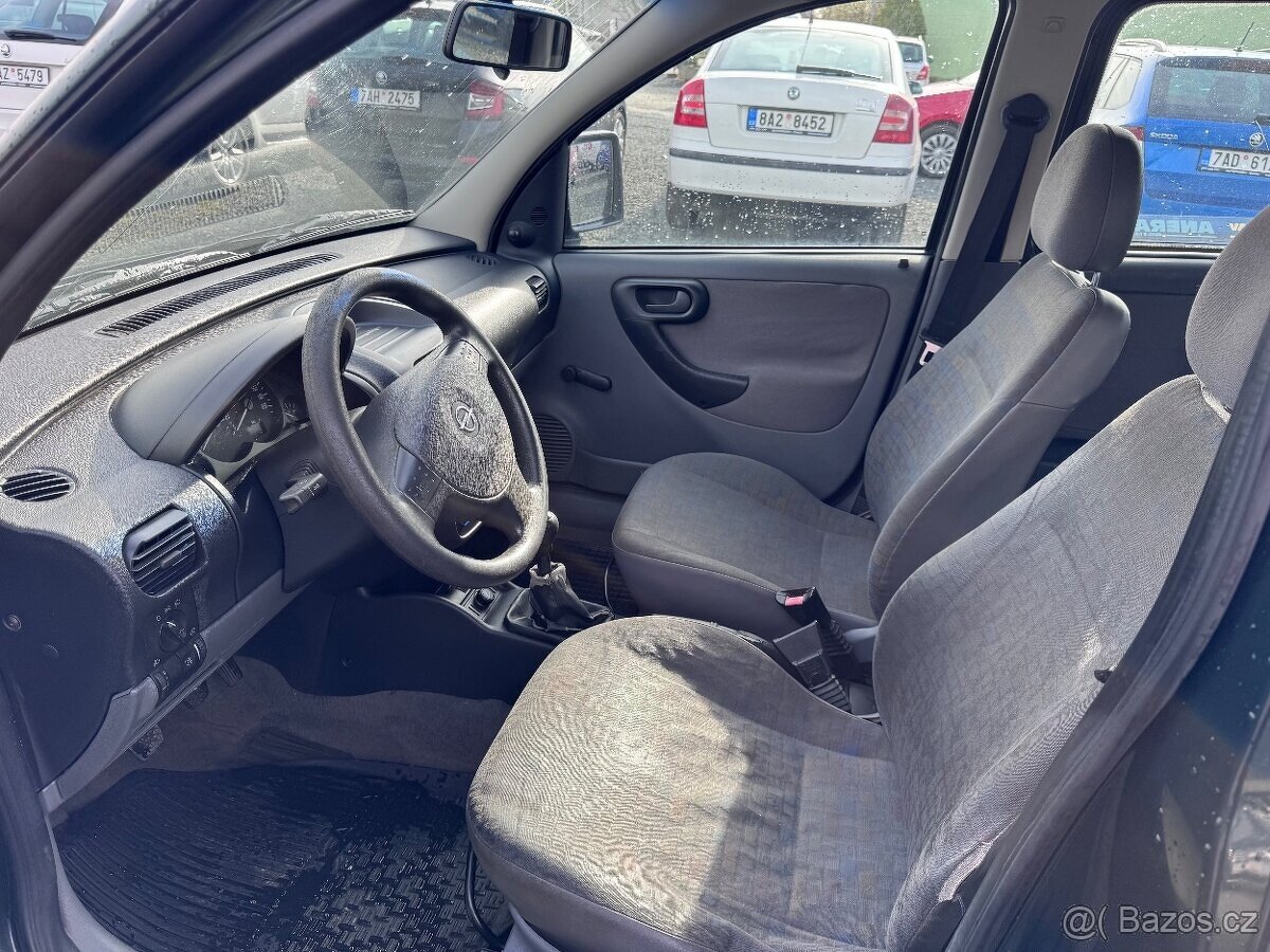 Opel Combo 1.7 DTi, 5-ti místné, TK 12/27 - 5