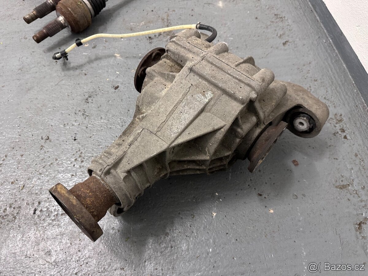 VW Touareg 3.0Tdi 4x4 automat poloosy diferenciál kardan - 5