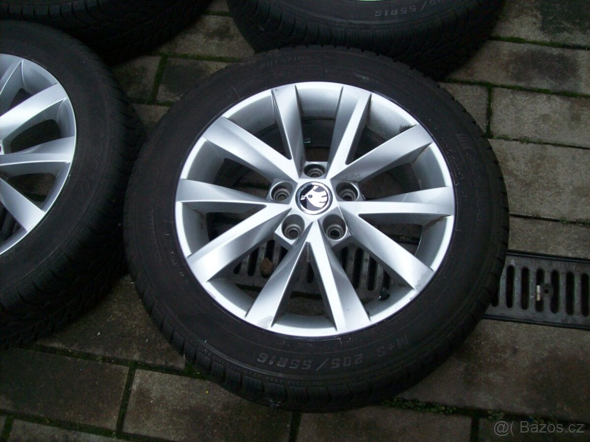 zimní alu kola original Octavia III Golf VII 7 16" - 5