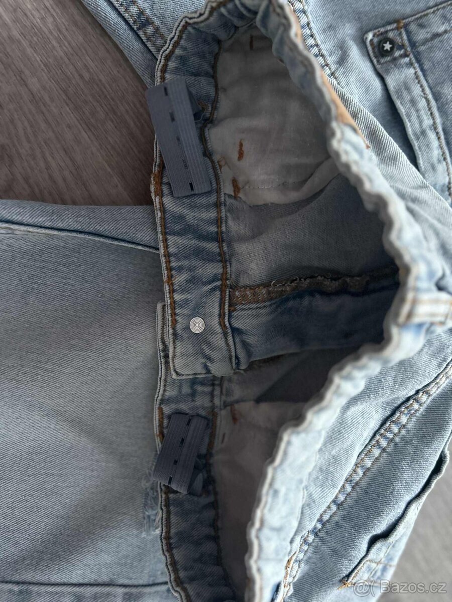 Prodám kraťasy Terranova vel.164 - 5