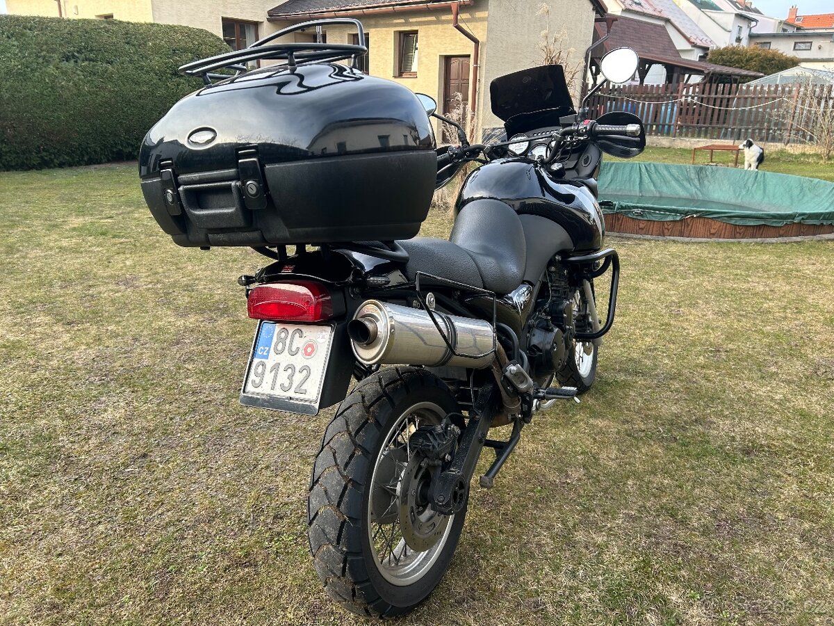 Triumph Tiger 955i - 5