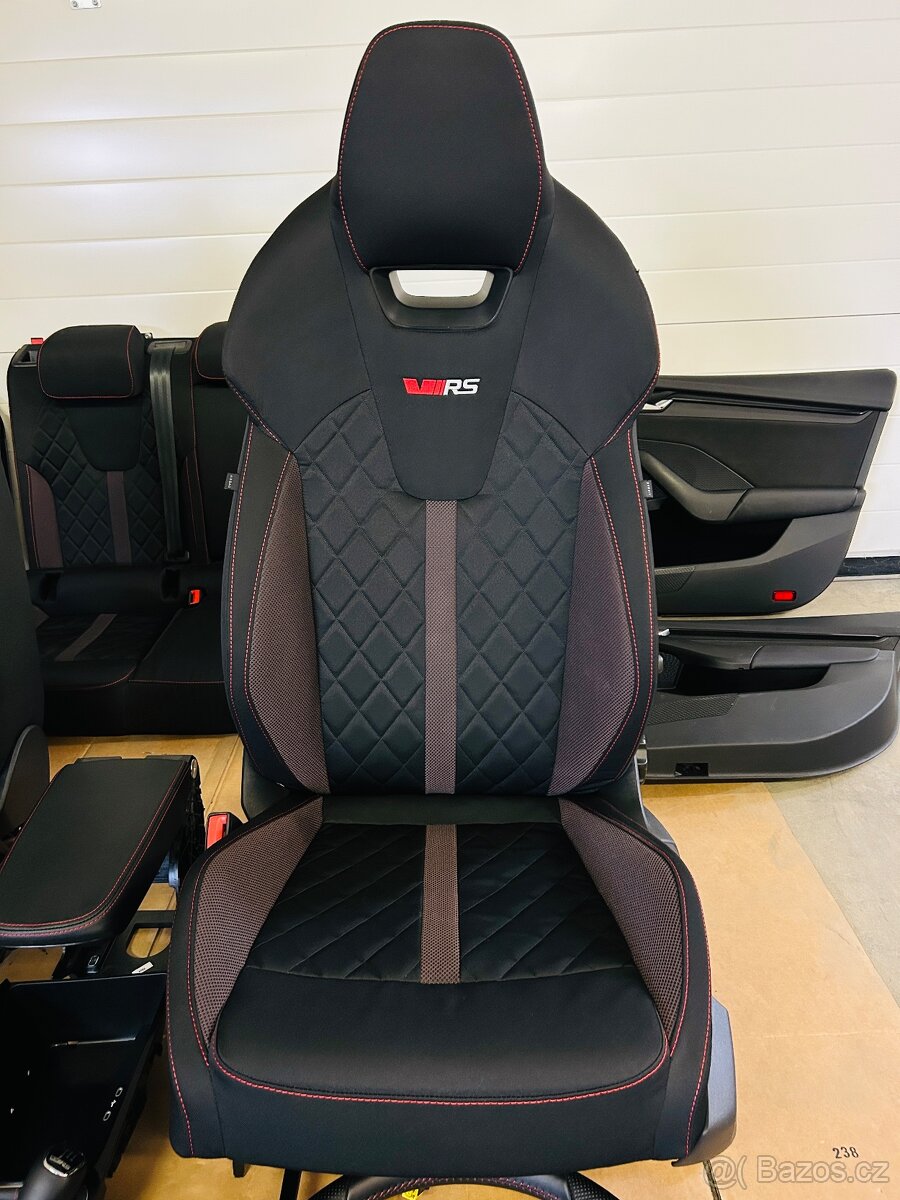 Sedačky / interiér Octavia 4 RS - 5